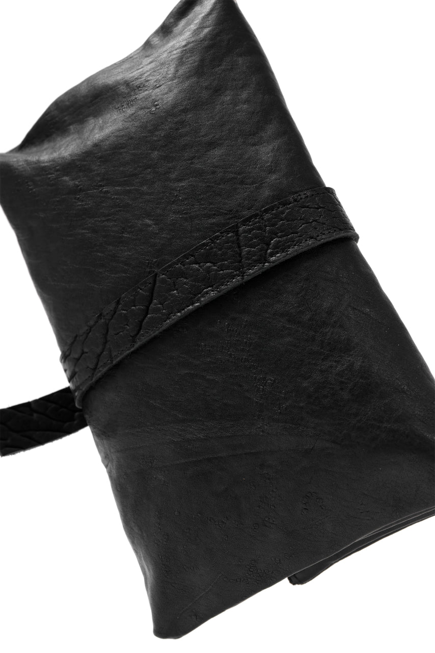 ierib Folded Clutch Bag with Hand Strap / FVT Oiled Horse (BLACK) - Image 22