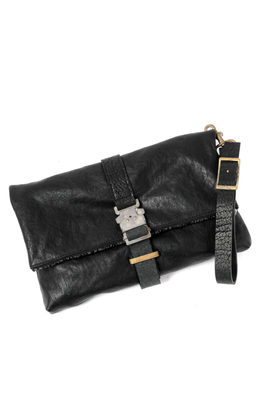 ierib Folded Clutch Bag with Hand Strap / FVT Oiled Horse (BLACK) - Image 5