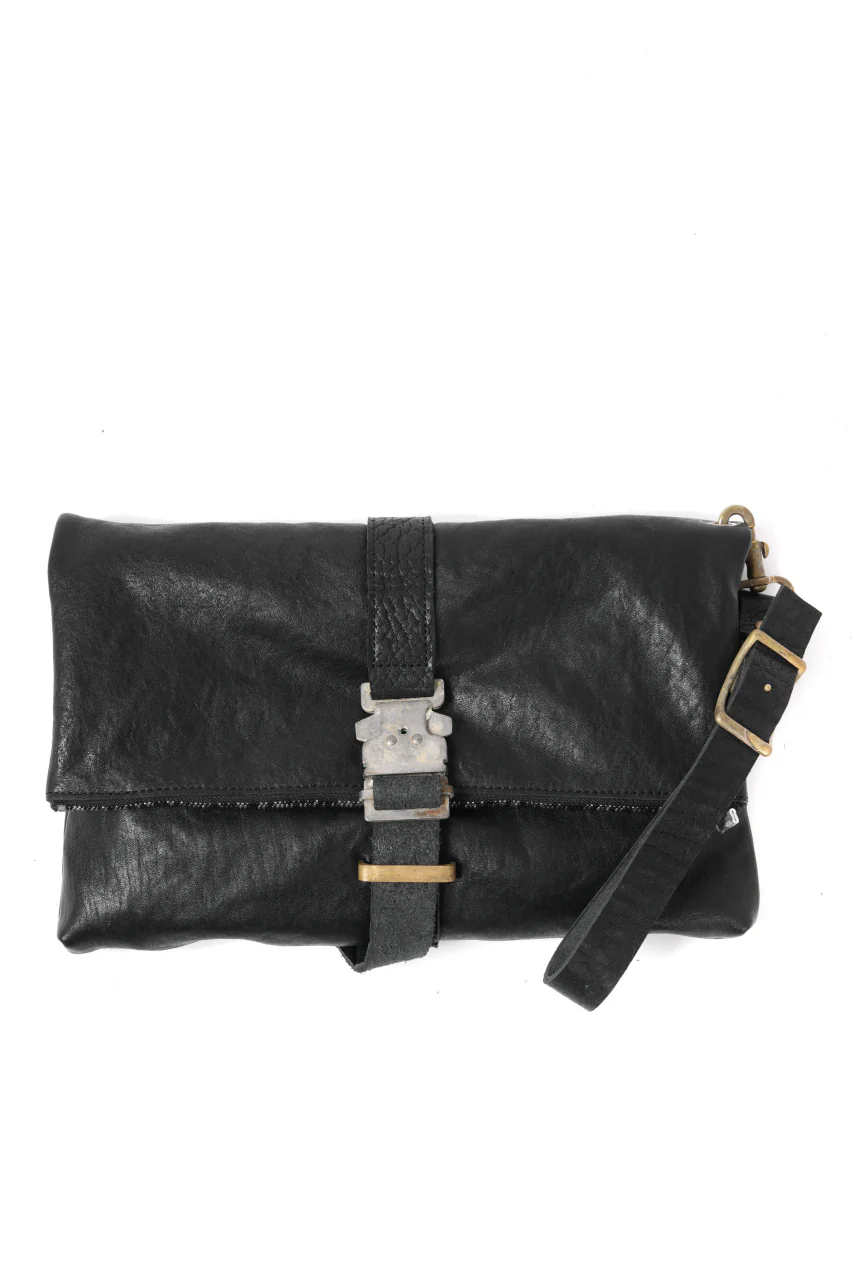 ierib Folded Clutch Bag with Hand Strap / FVT Oiled Horse (BLACK) - Image 6