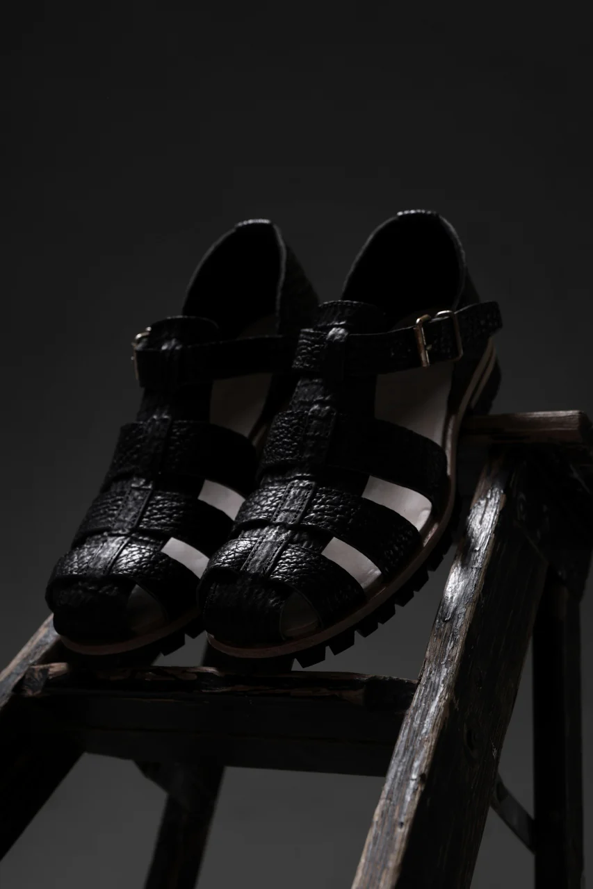 ierib Gurkha Sandals / Kesennuma Shark (BLACK) - Image 32