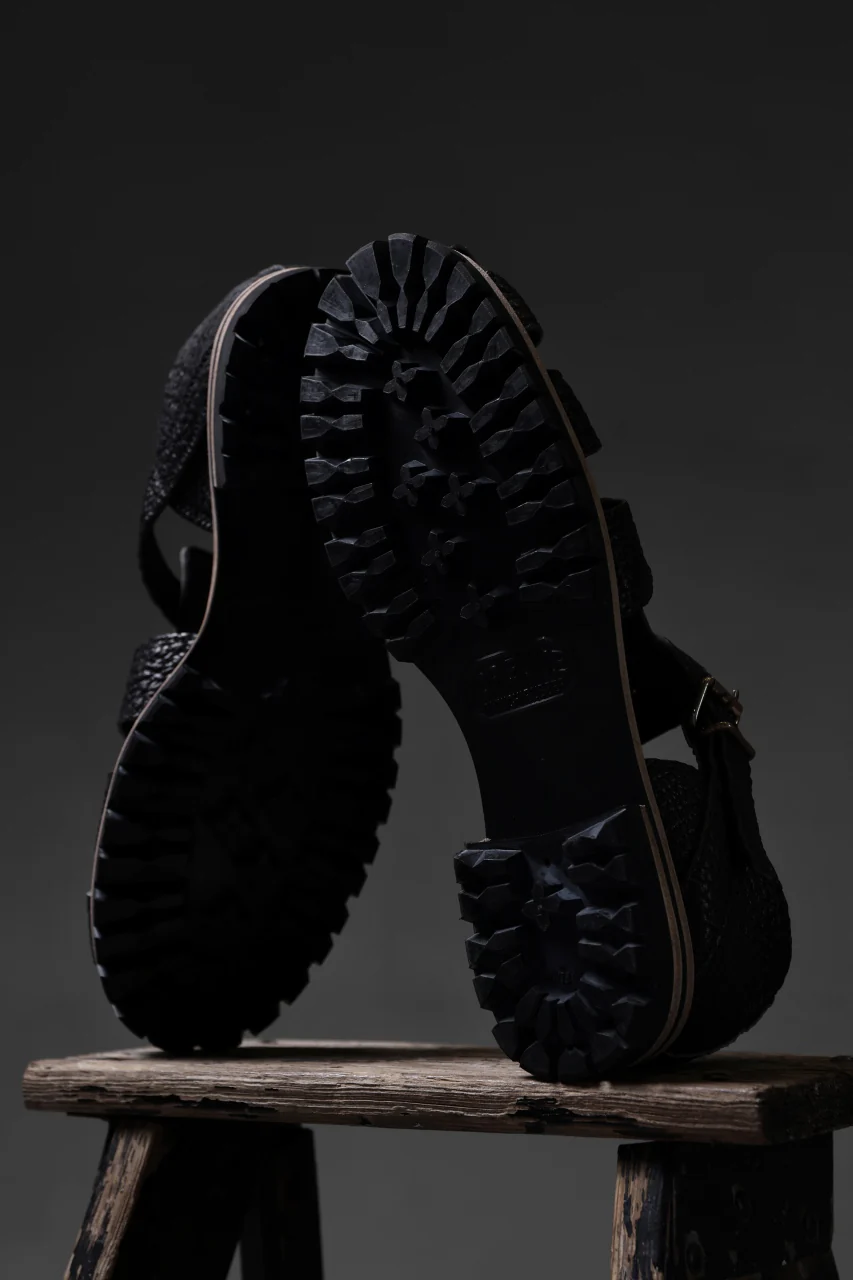 ierib Gurkha Sandals / Kesennuma Shark (BLACK) - Image 39