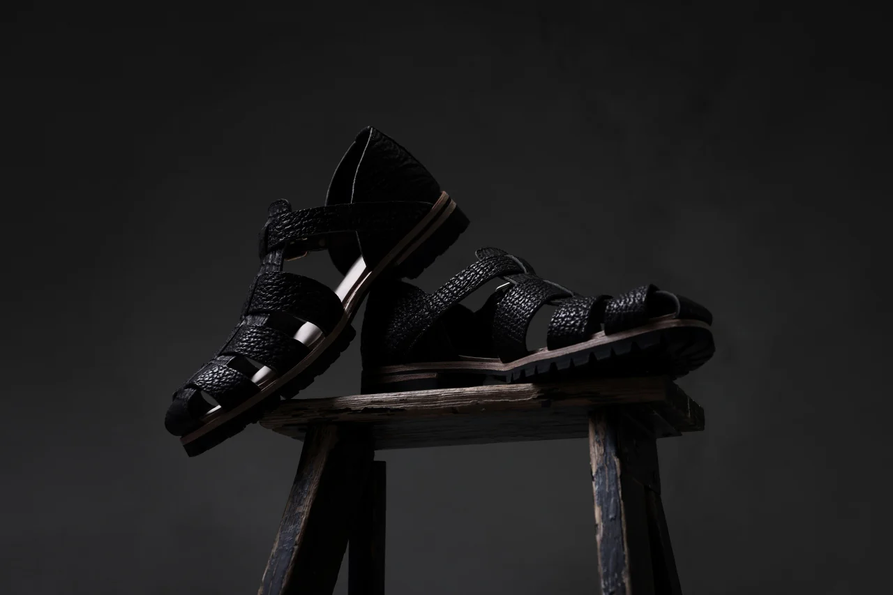 ierib Gurkha Sandals / Kesennuma Shark (BLACK) - Image 59