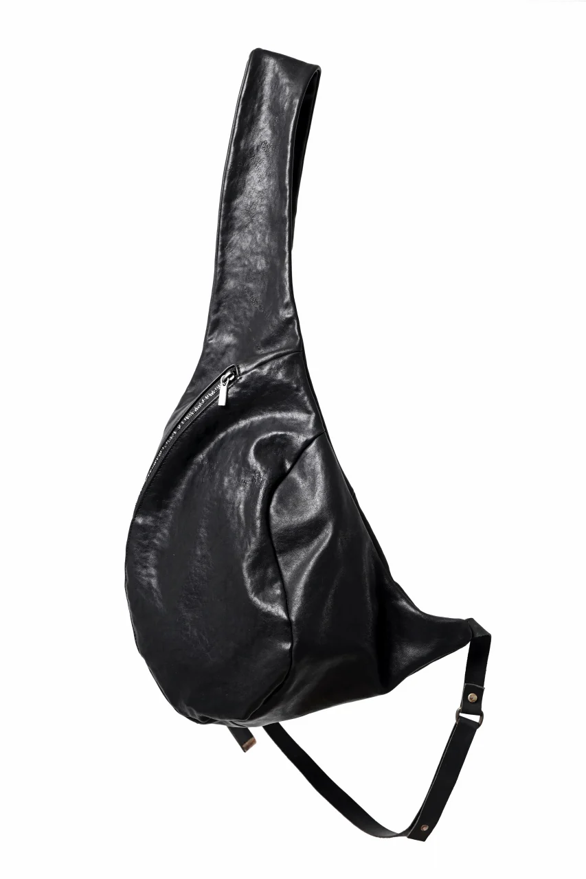 ierib Harness One Shoulder Bag Large / Shiny Horse Leather (BLACK) - Image 5