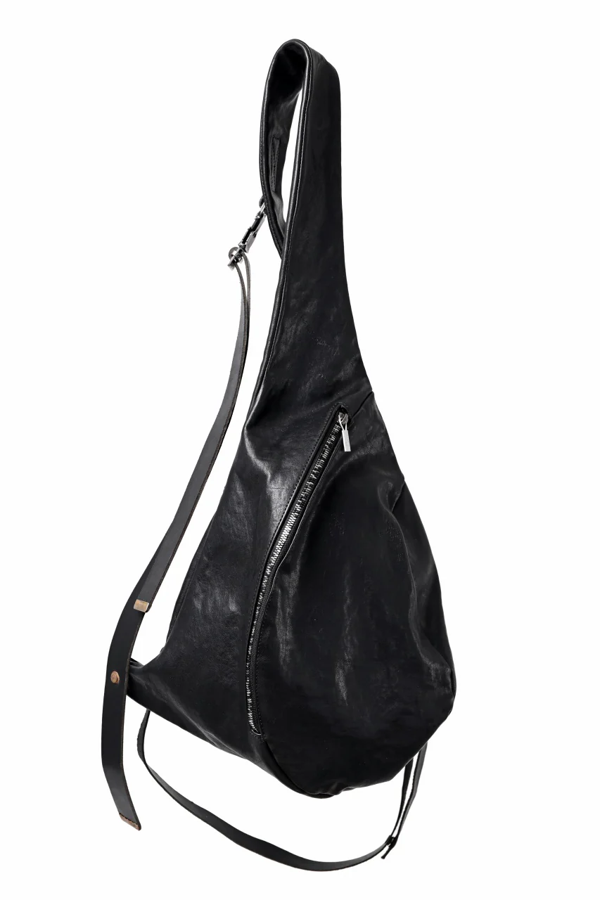 ierib Harness One Shoulder Bag Large / Shiny Horse Leather (BLACK) - Image 6