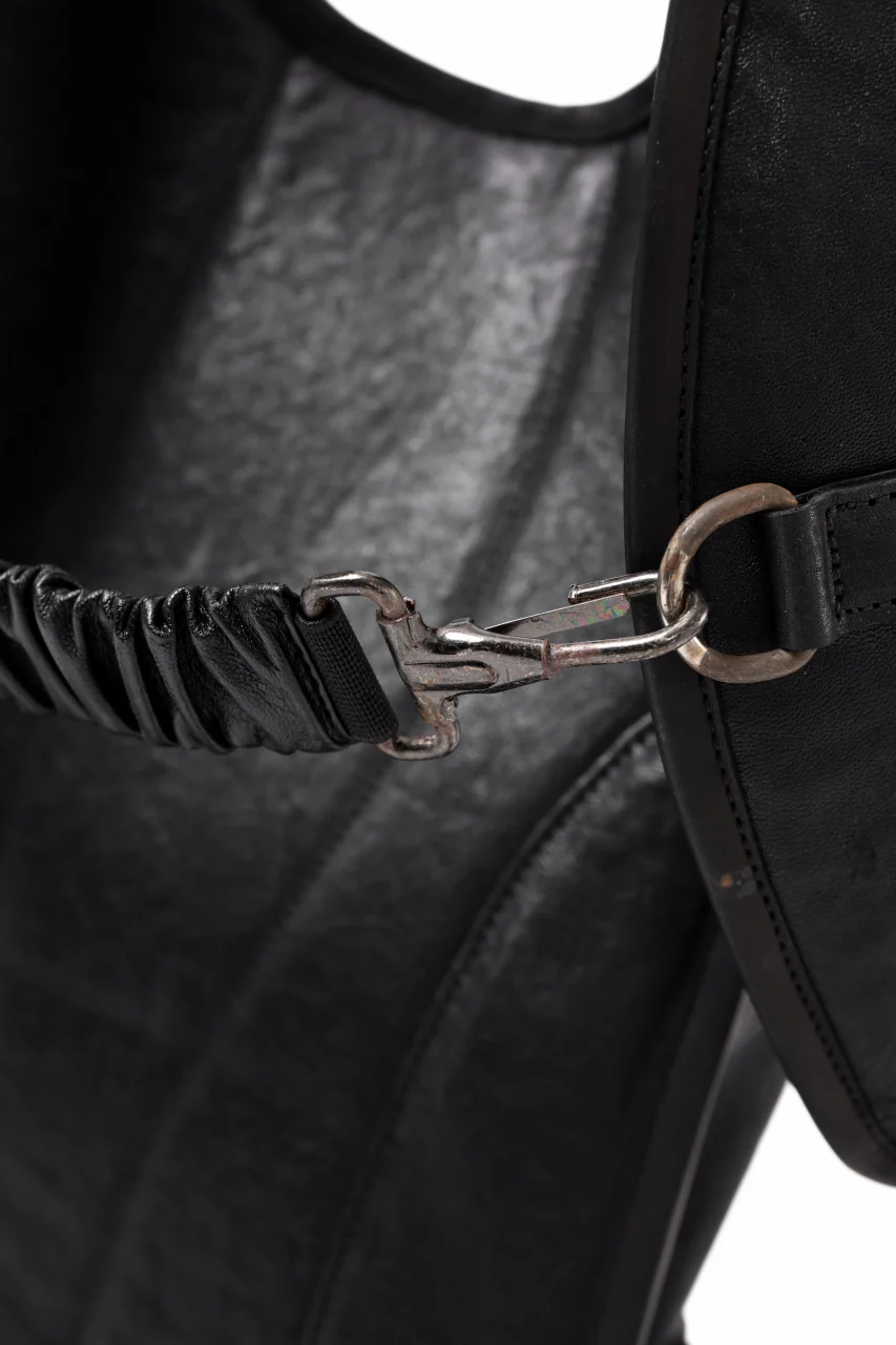 ierib NEW TRIO BACKPACK / FVT Oiled Horse(BLACK) - Image 25