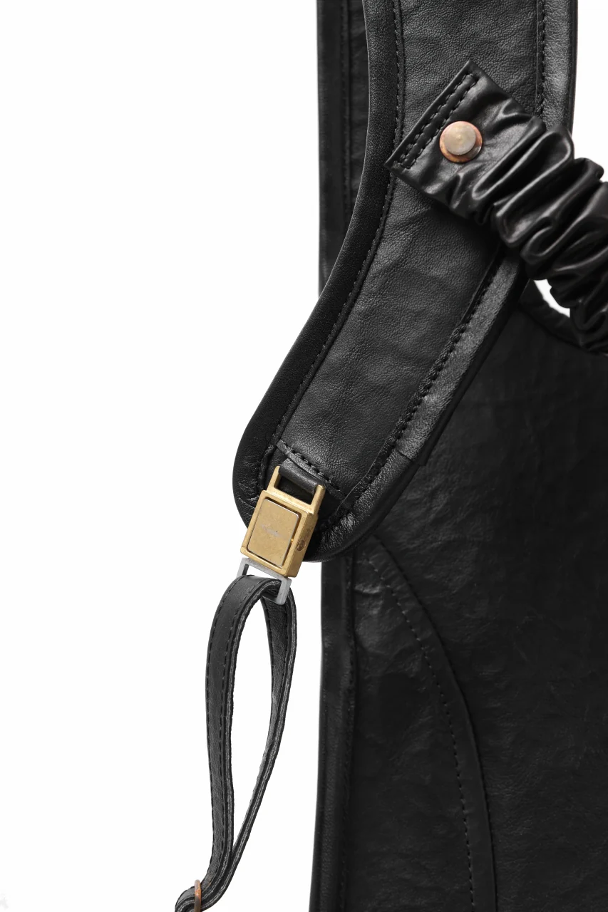 ierib NEW TRIO RUCKSACK / DYNEEMA Leather (BLACK) - Image 22
