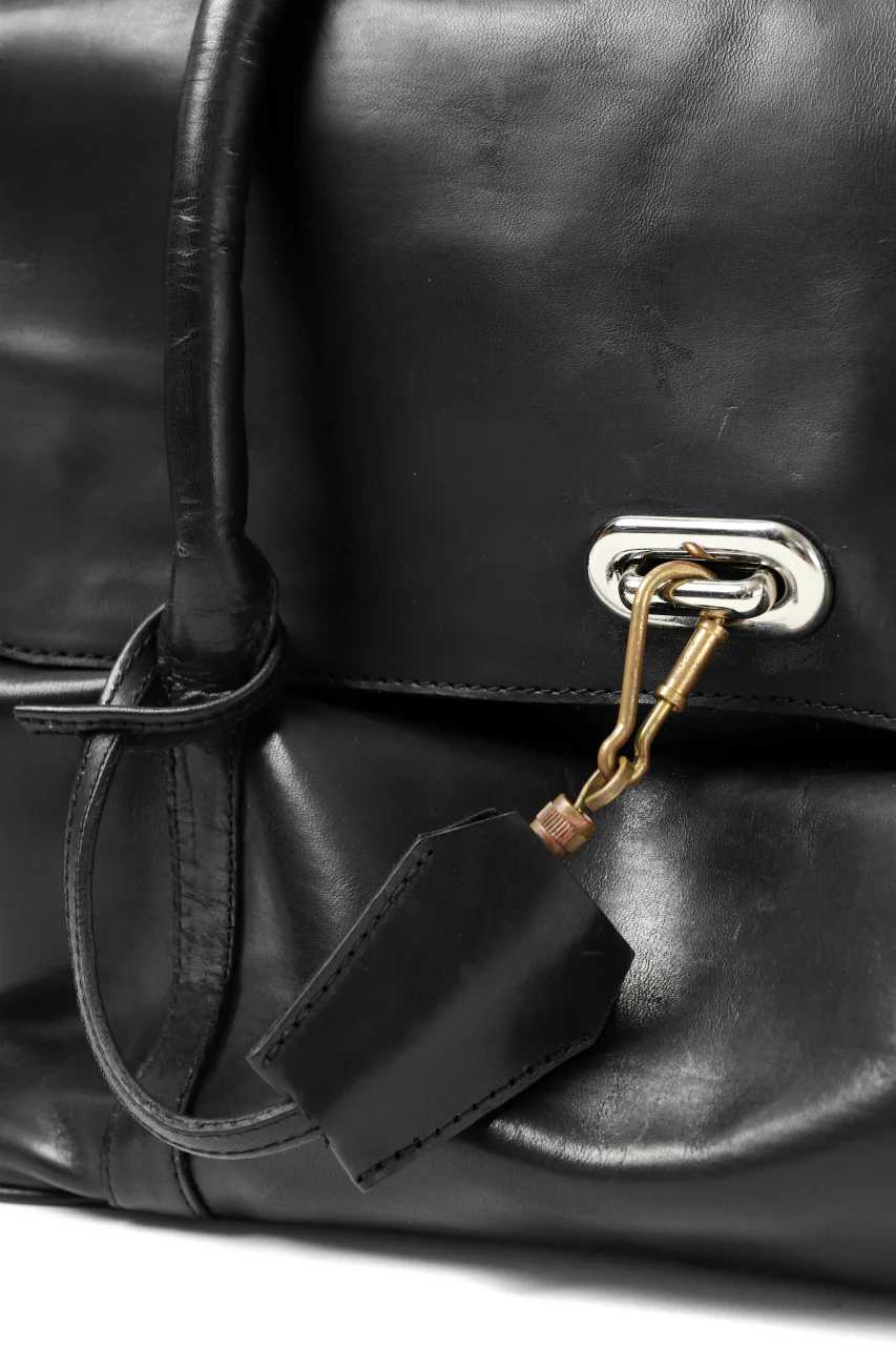 ierib ONE SHOULDER BOSTON BAG / smooth horse leather (BLACK) - Image 15