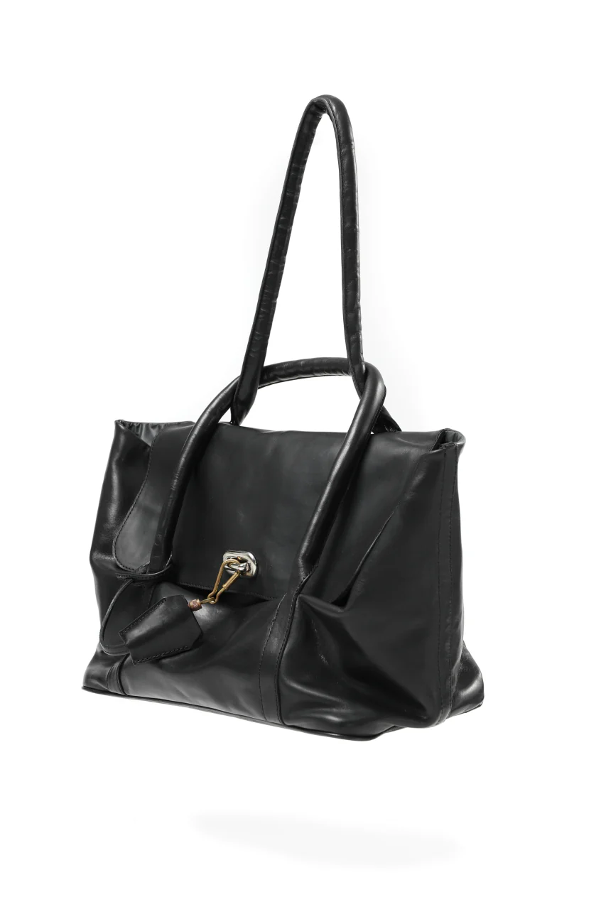 ierib ONE SHOULDER BOSTON BAG / smooth horse leather (BLACK) - Image 4