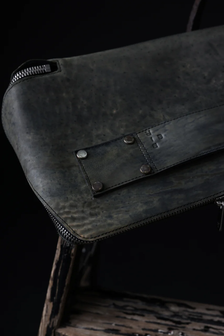 ierib onepiece clutch-bag / Marble Culatta (BLACK #A) - Image 17