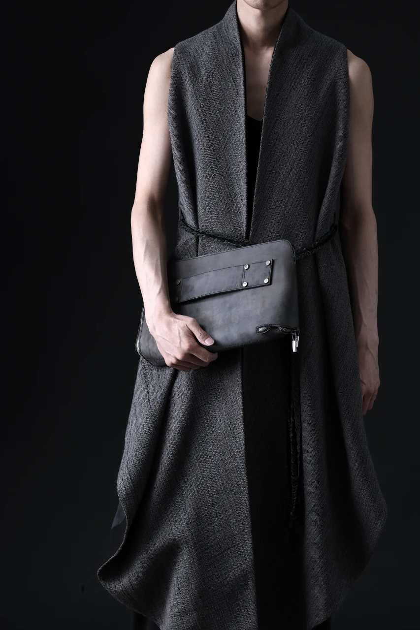 ierib onepiece clutch-bag / Shell Cordovan (MARBLE GREY #B) - Image 9
