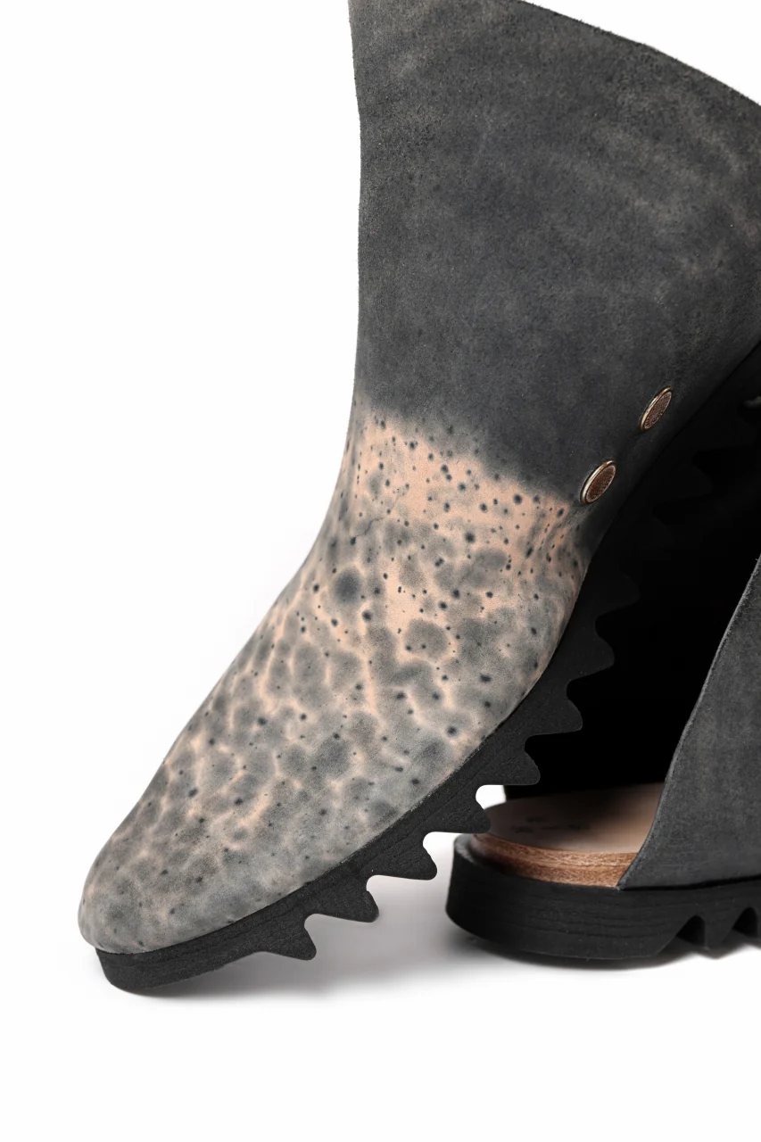 ierib onepiece slip-on shoes / Marble Cordovan (BLACK) - Image 15