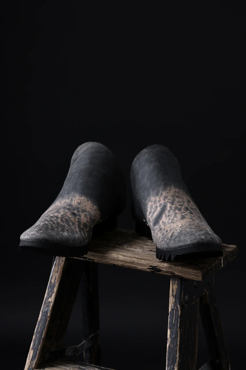 ierib onepiece slip-on shoes / Marble Cordovan (BLACK) - Image 32