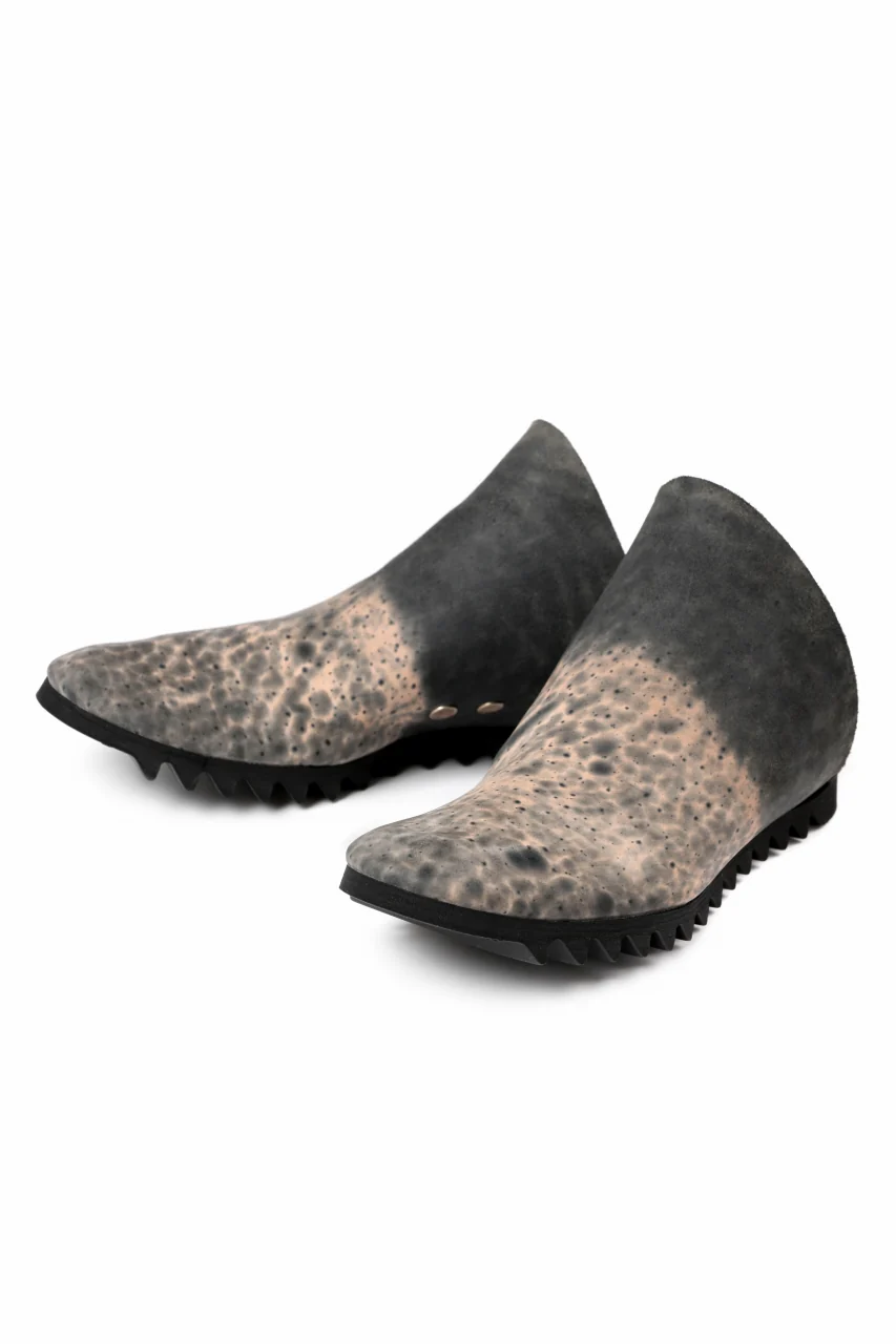 ierib onepiece slip-on shoes / Marble Cordovan (BLACK) - Image 4