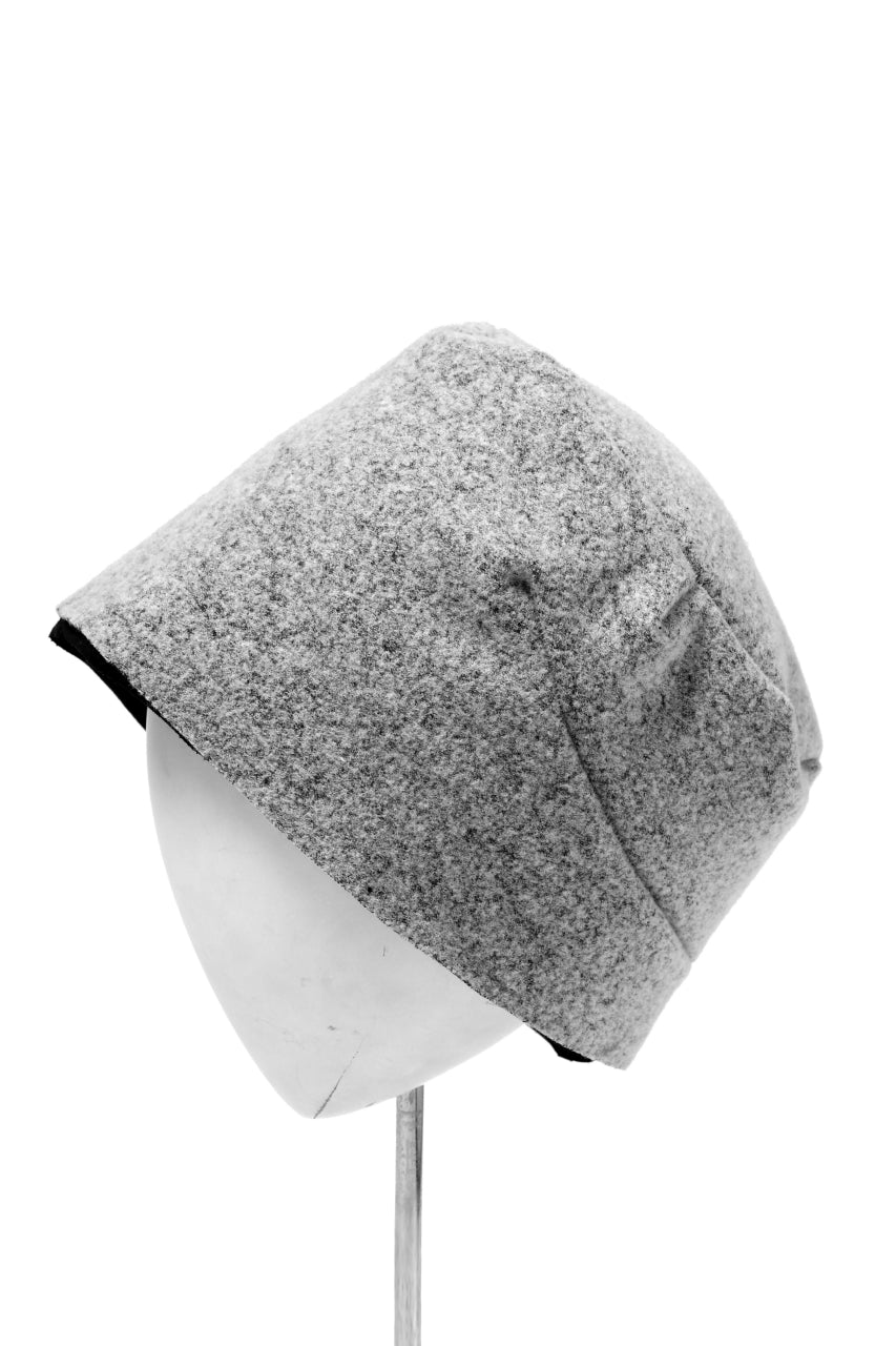 ierib REVERSIBLE BEANNIE CAP / COMPRESSED PILE KNIT (OREO) - Image 6