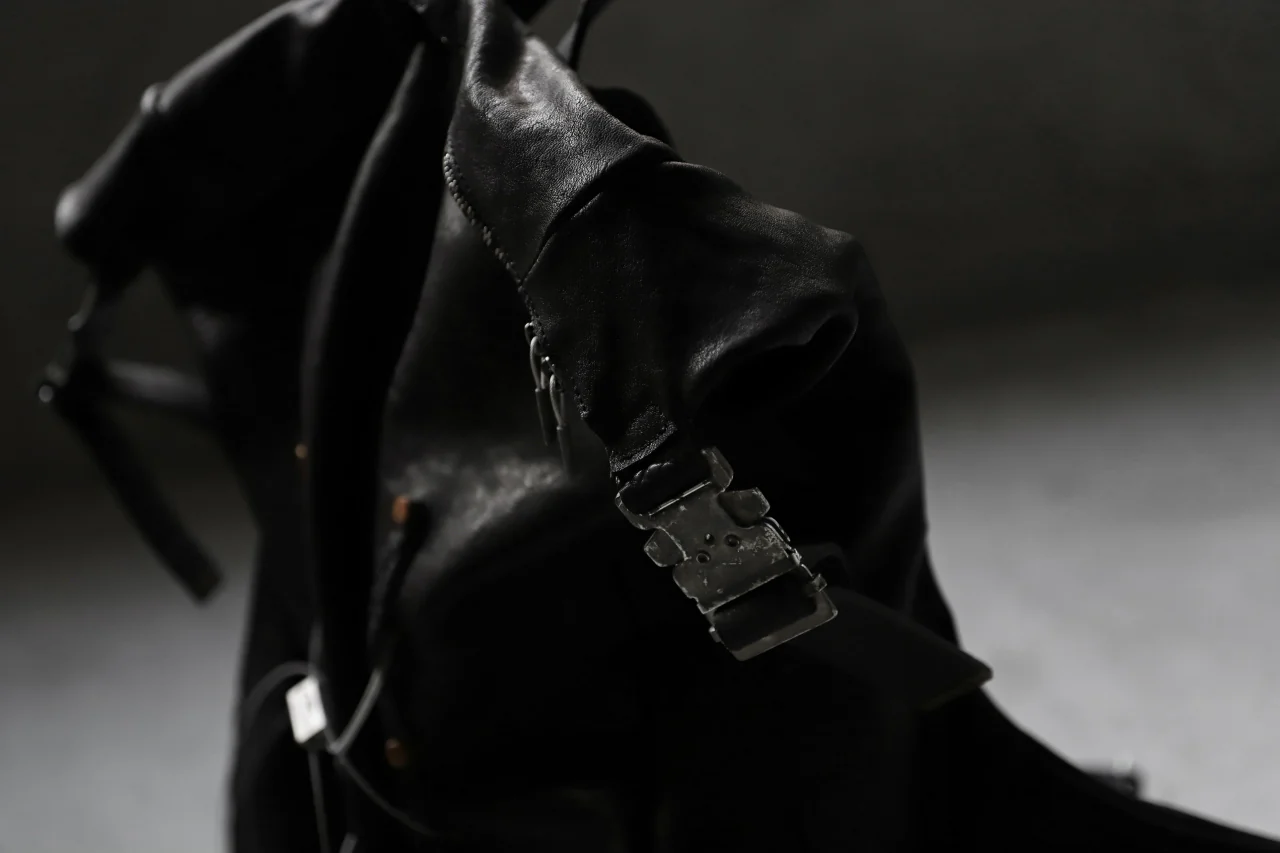 ierib roll top ruck sack #2 / FVT Oiled Horse (BLACK) - Image 70