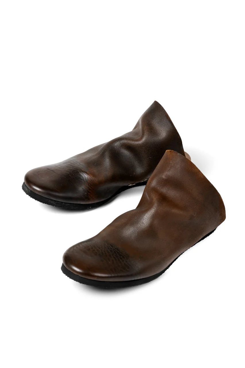 ierib slip on shoes / Roughout Cordovan (BROWN) - Image 2