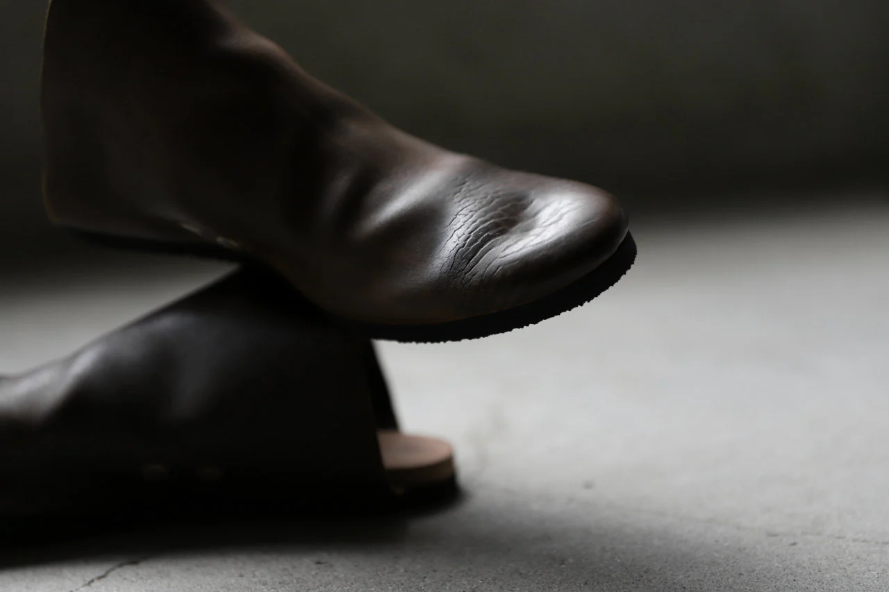 ierib slip on shoes / Roughout Cordovan (BROWN) - Image 44