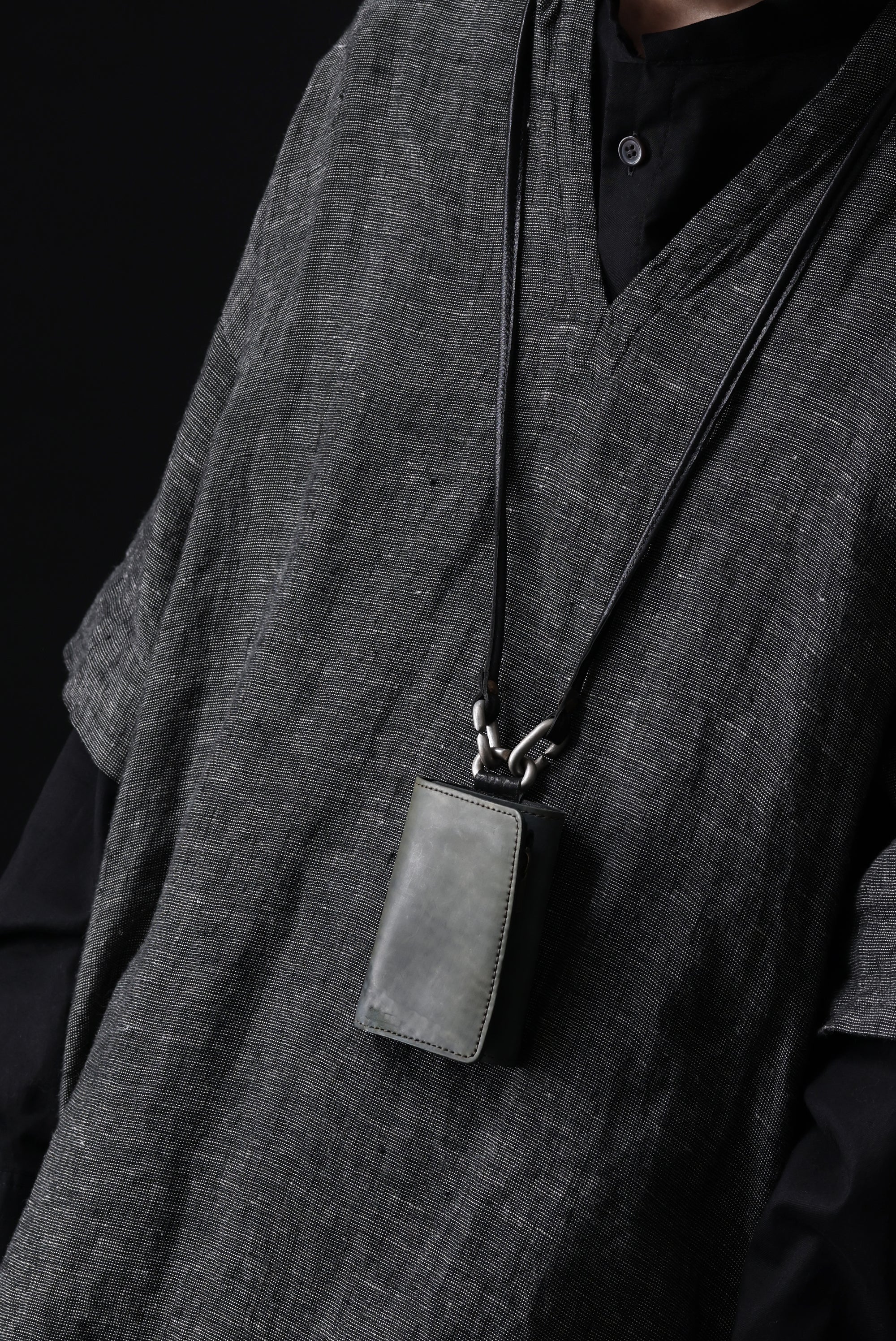 ierib smart folding neck wallet / Marble Cordovan (BLACK-C) - Image 5