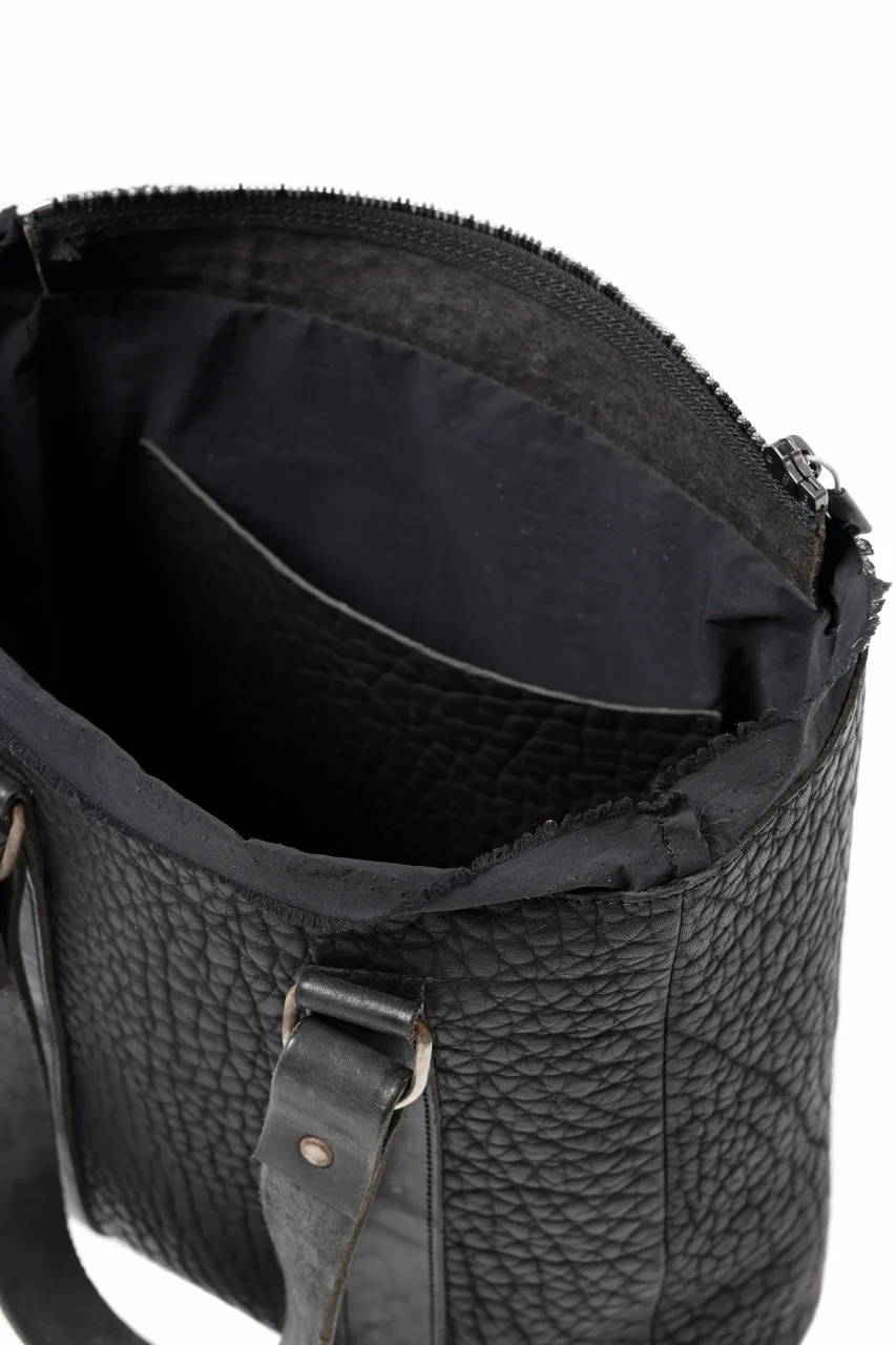 ierib Square Hand Tote Bag / Rough Bull (BLACK) - Image 14