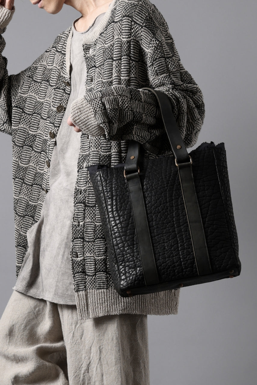 ierib Square Hand Tote Bag / Rough Bull (BLACK) - Image 18