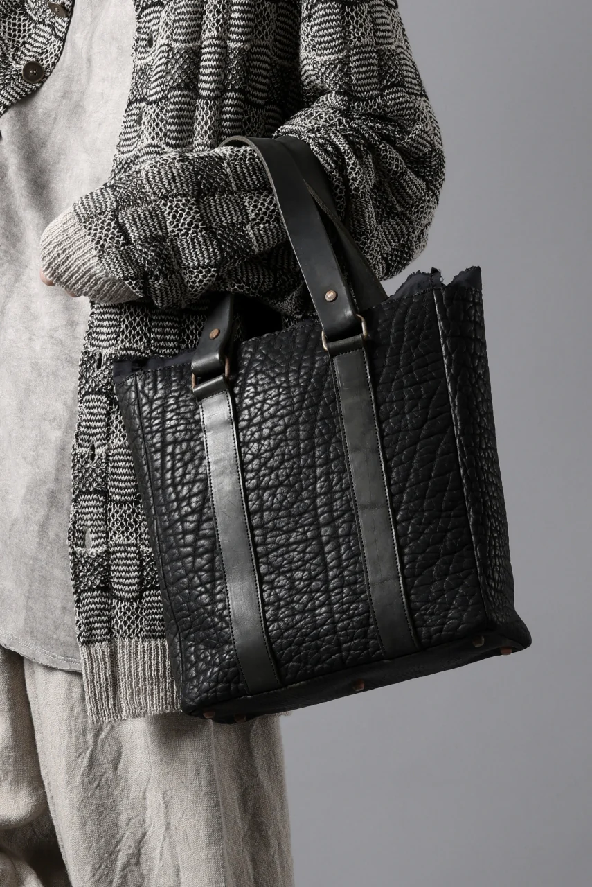ierib Square Hand Tote Bag / Rough Bull (BLACK) - Image 19