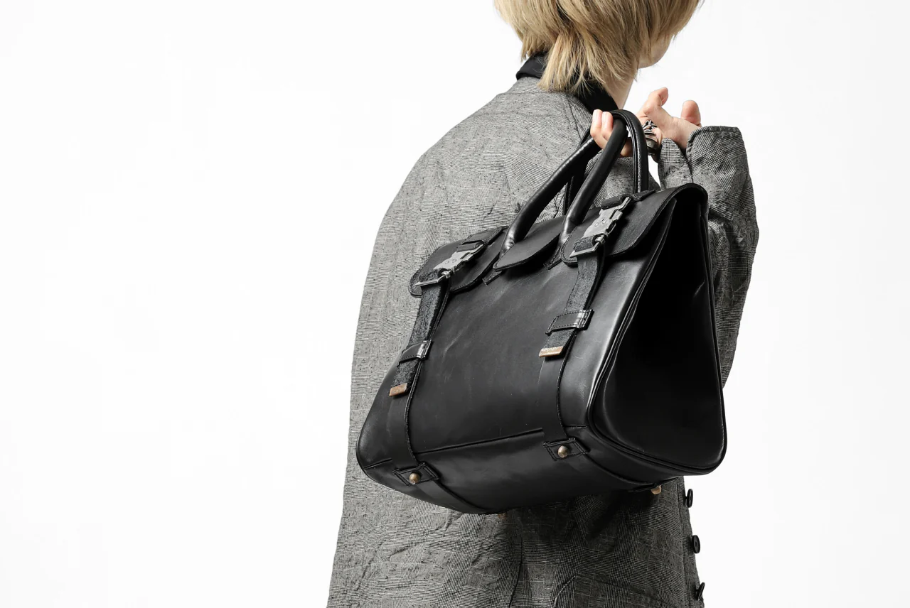 ierib VOYGER 30 HAND BAG / smooth horse leather (BLACK) - Image 34