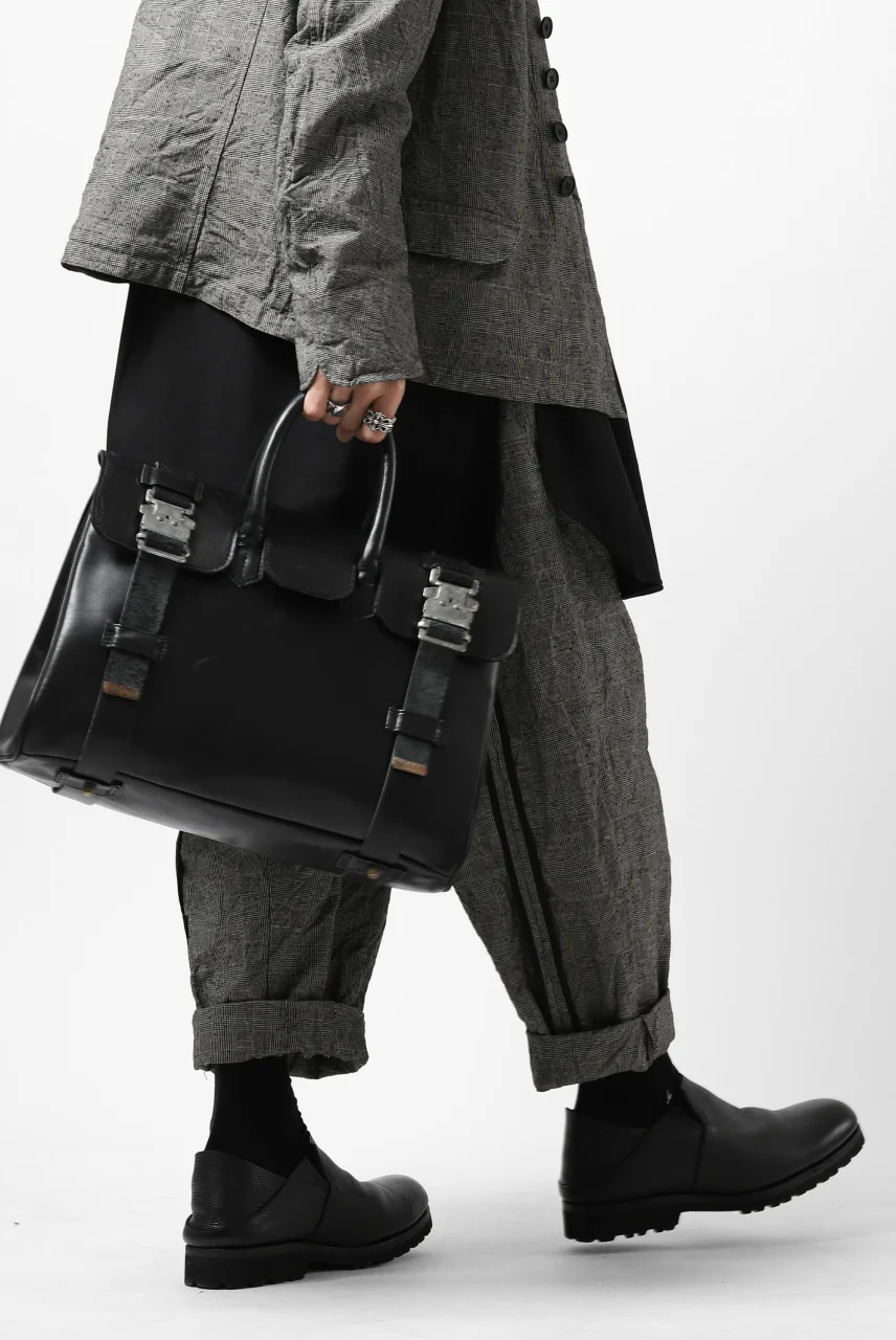 ierib VOYGER 30 HAND BAG / smooth horse leather (BLACK) - Image 4