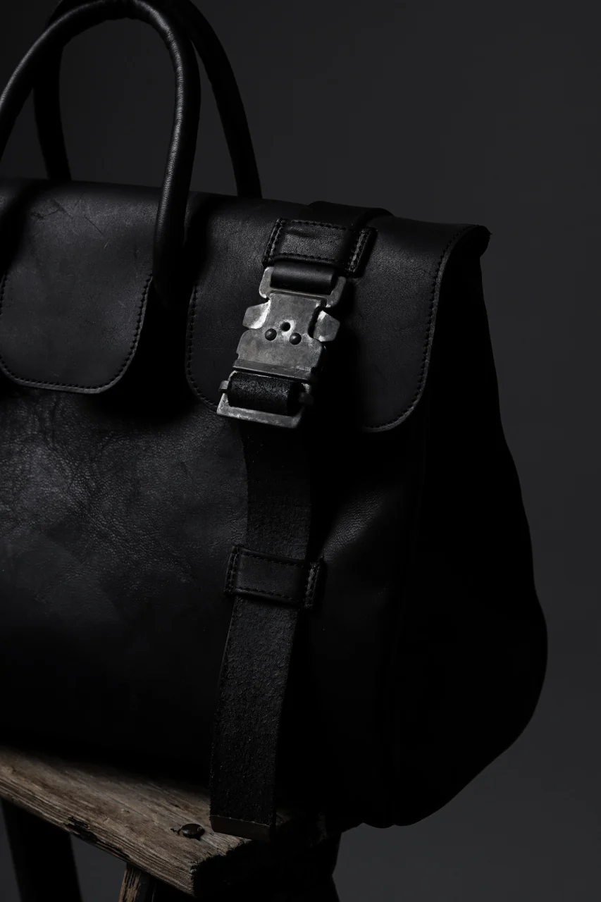 ierib Voyger 37 Hand Bag / Horse Nubuck Leather (BLACK) - Image 21