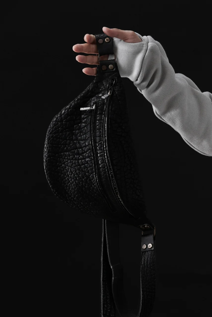ierib WAIST SHOULDER BAG / Rough Bull (BLACK A) - Image 17