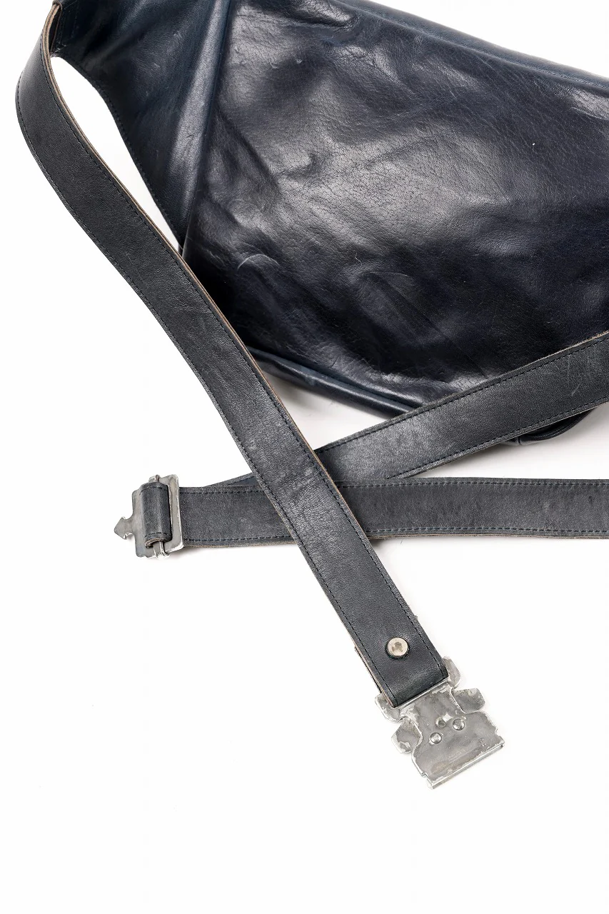 ierib Waist-Shoulder Bag / Shiny Horse Leather (NAVY) - Image 10