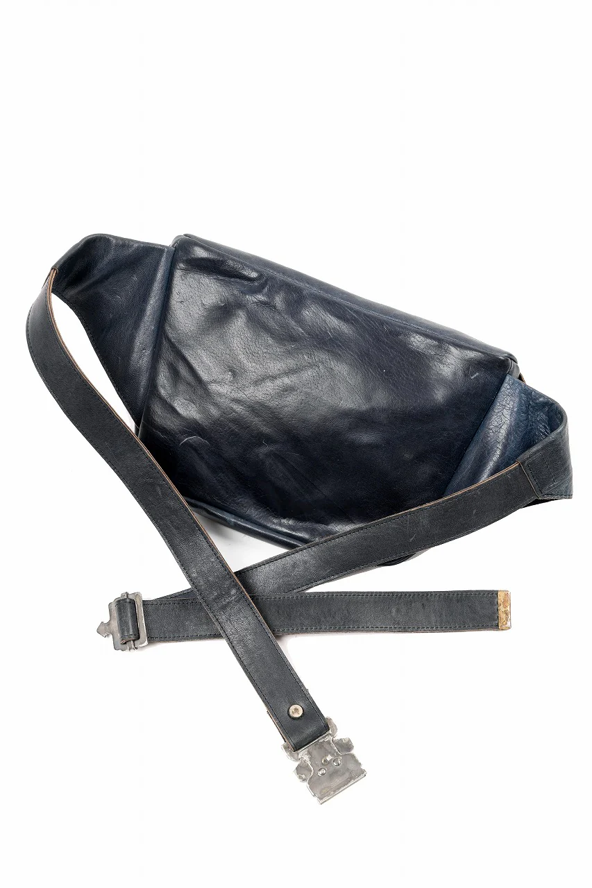 ierib Waist-Shoulder Bag / Shiny Horse Leather (NAVY) - Image 5