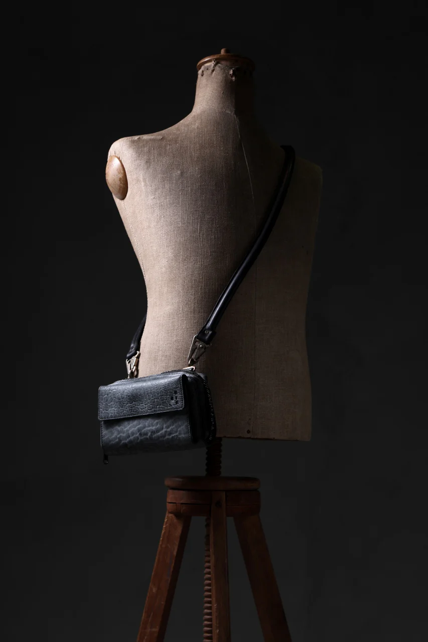ierib Wallet Bag with Strap / White Waxed Shrunken Horse (BLACK) - Image 34