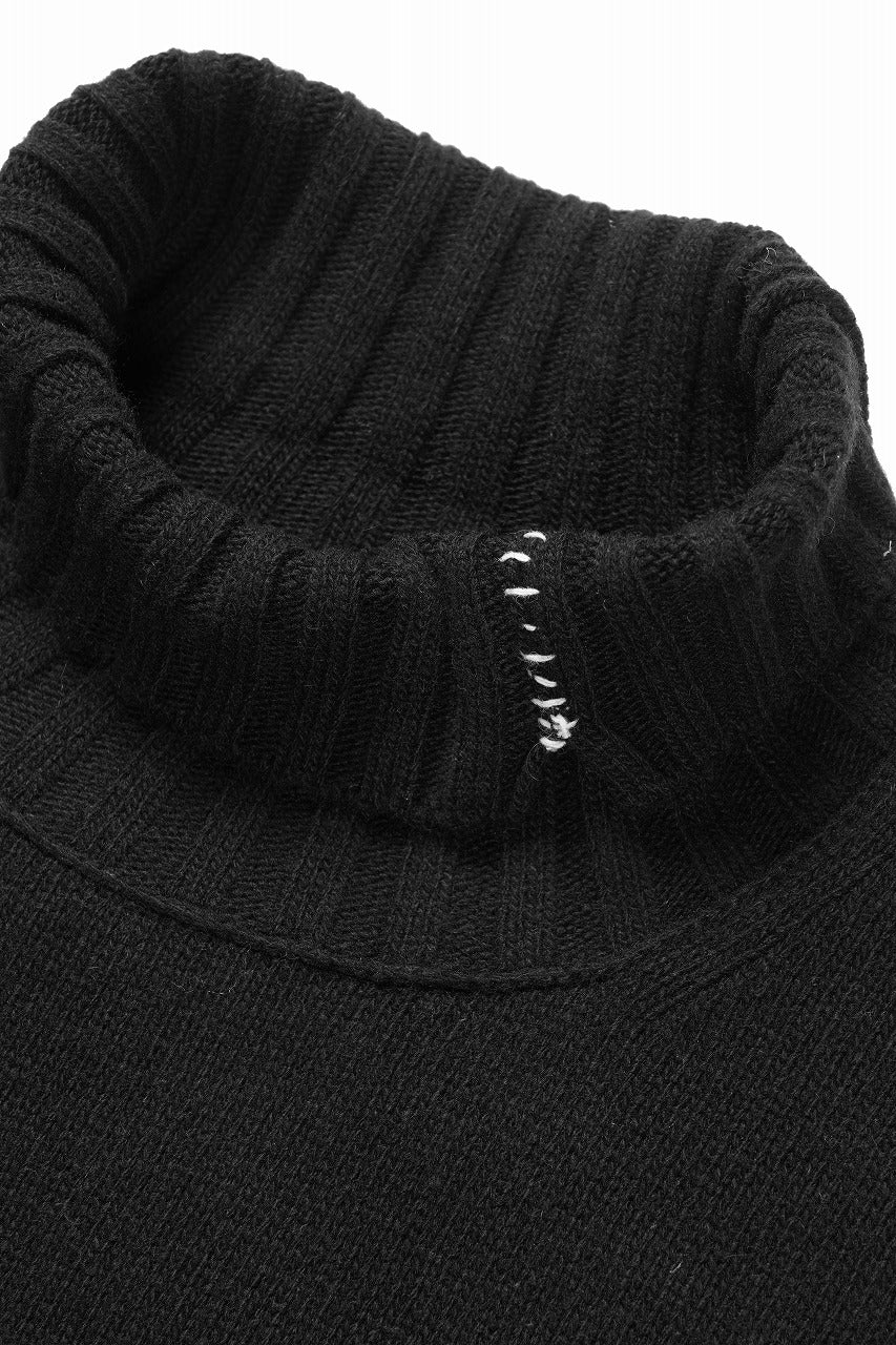 ISABEL BENENATO Cashmere Turtle Neck Sweater (BLACK) - Image 11