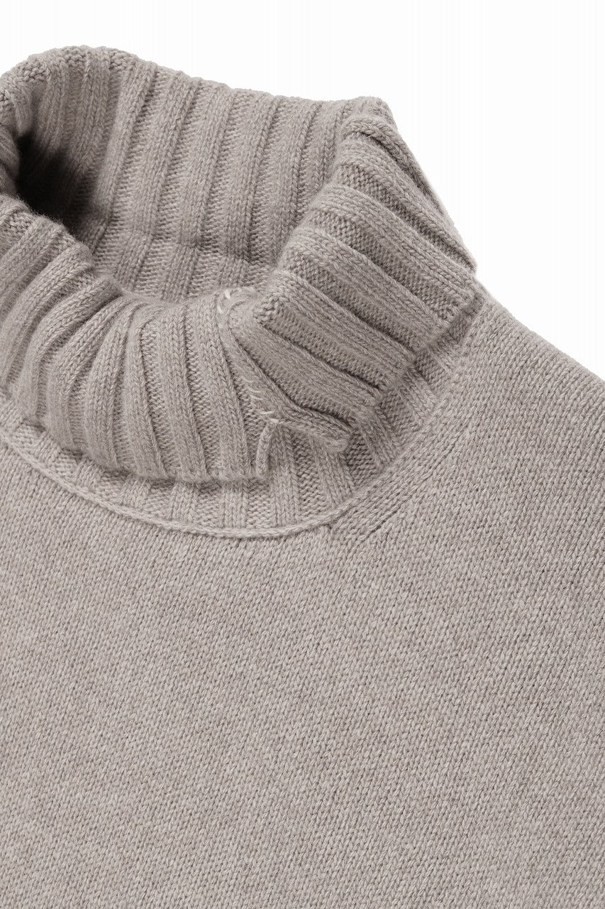 ISABEL BENENATO Cashmere Turtle Neck Sweater (PUMICE) - Image 9