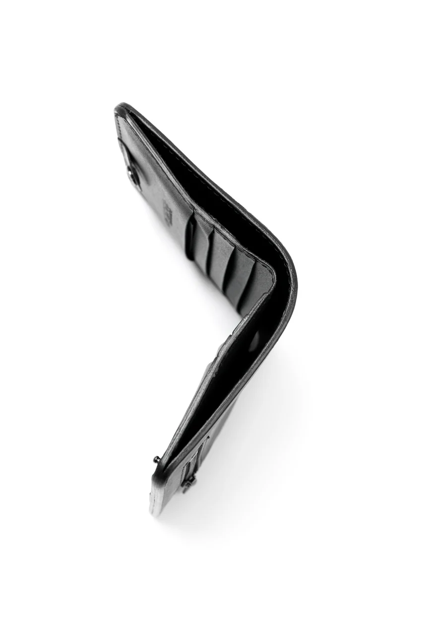 ISAMU KATAYAMA BACKLASH 2-FOLD SMART WALLET / GUIDI CALF (BLACK) - Image 9