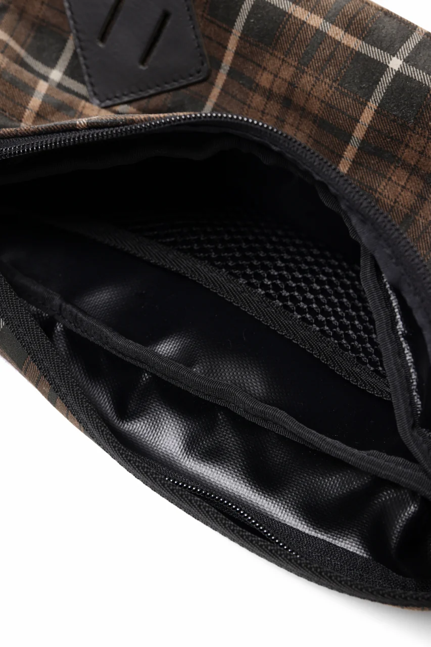 ISAMU KATAYAMA BACKLASH 2 WAY BAG / PIG SUEDE LEATHER (DARK TONE) - Image 11