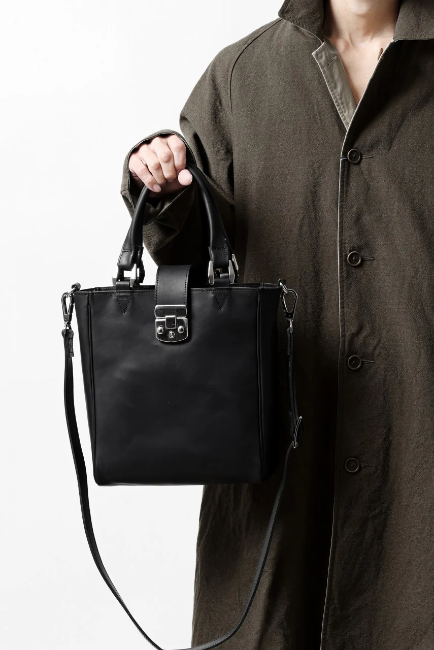 ISAMU KATAYAMA BACKLASH 2WAY SHOULDER-TOTE BAG / GUIDI OILED CALF (BLACK) - Image 34