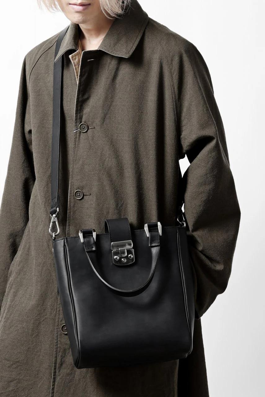 ISAMU KATAYAMA BACKLASH 2WAY SHOULDER-TOTE BAG / GUIDI OILED CALF (BLACK) - Image 41
