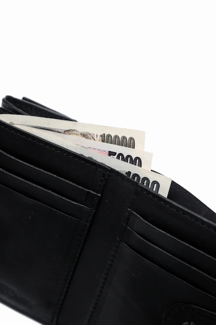 ISAMU KATAYAMA BACKLASH 3-FOLD SMART WALLET / GUIDI OILED CALF (BLACK) - Image 11