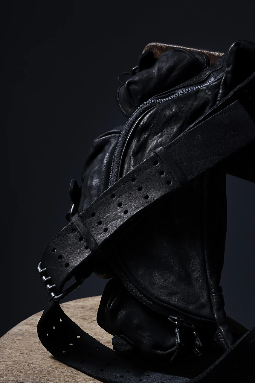 ISAMU KATAYAMA BACKLASH 3 PIN-BELT SHOULDER BAG / OBJECT DYED DOUBLE SHOULDER LEATHER (BLACK) - Image 25