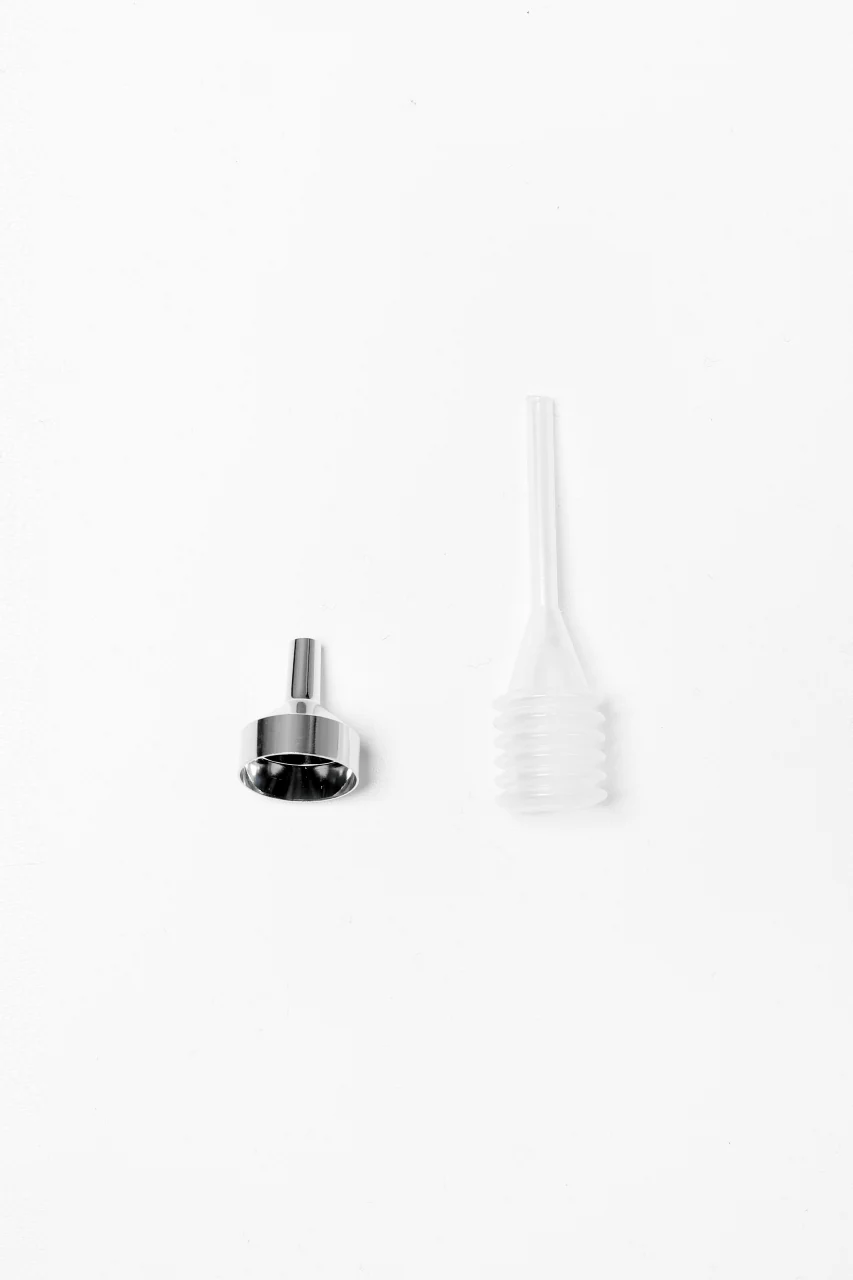 ISAMU KATAYAMA BACKLASH ATOMIZER NECK HOLDER / Italy Shoulder (BLUE) - Image 13