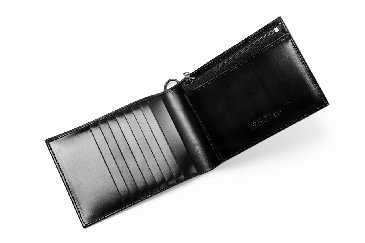 ISAMU KATAYAMA BACKLASH BILLFOLD WALLET / BRIDLE LEATHER (BLACK) - Image 18