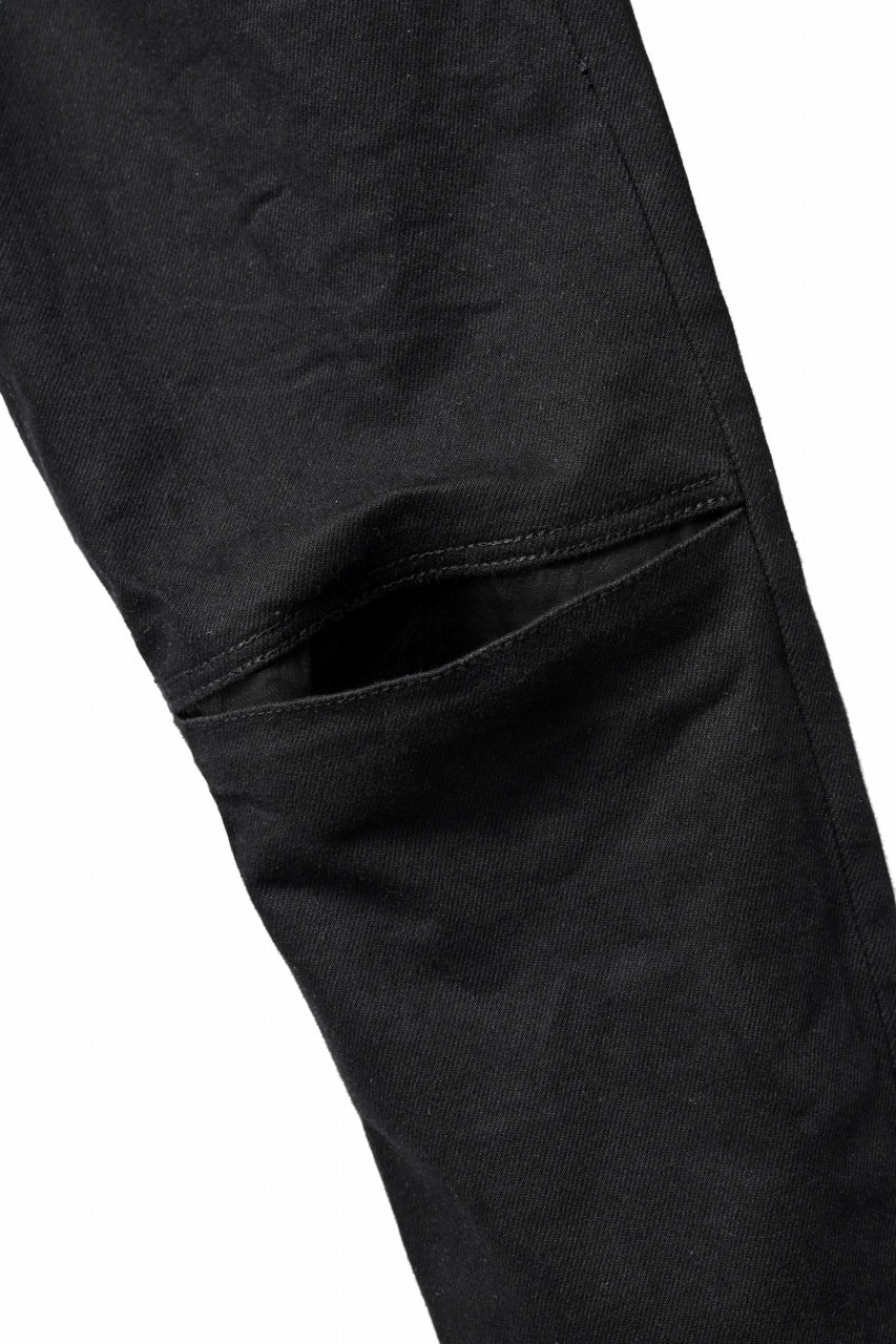 ISAMU KATAYAMA BACKLASH BLACK LEATHER KNEE PADS SLIM PANTS / "京都紋付 - 漆黒染" 13oz STRETCH DENIM (BLACK) - Image 11