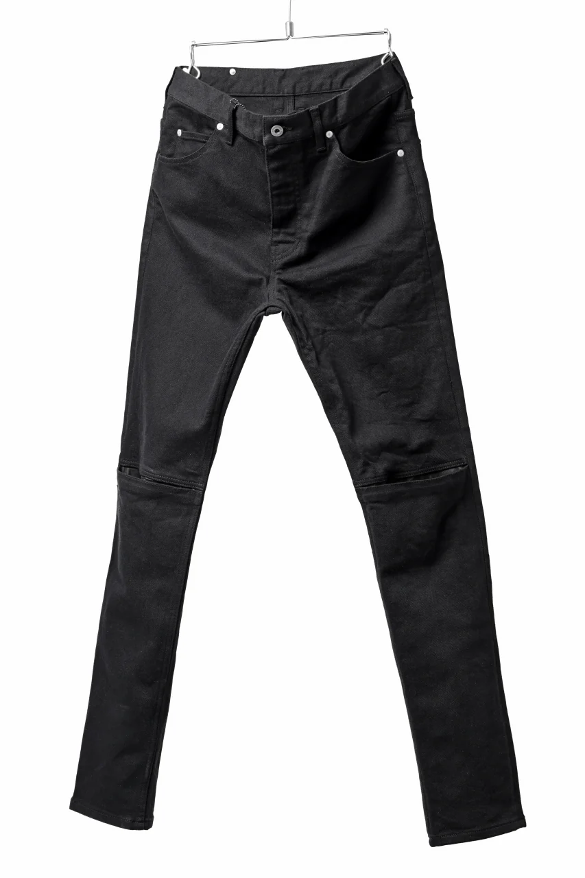 ISAMU KATAYAMA BACKLASH BLACK LEATHER KNEE PADS SLIM PANTS / "京都紋付 - 漆黒染" 13oz STRETCH DENIM (BLACK) - Image 3