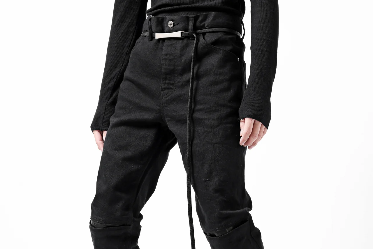 ISAMU KATAYAMA BACKLASH BLACK LEATHER KNEE PADS SLIM PANTS / "京都紋付 - 漆黒染" 13oz STRETCH DENIM (BLACK) - Image 34