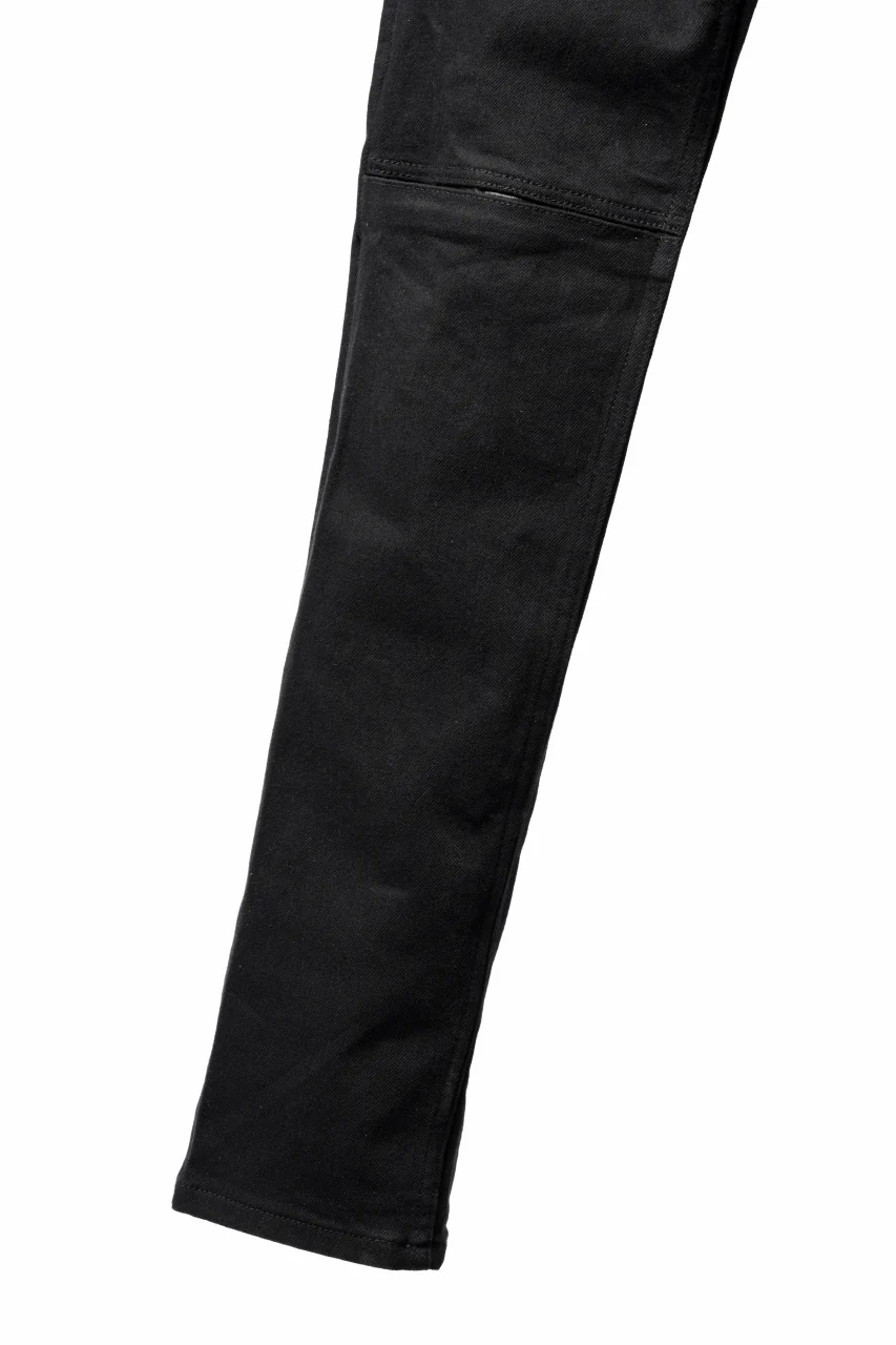 ISAMU KATAYAMA BACKLASH BLACK LEATHER KNEE PADS SLIM PANTS / "京都紋付 - 漆黒染" 13oz STRETCH DENIM (BLACK) - Image 9