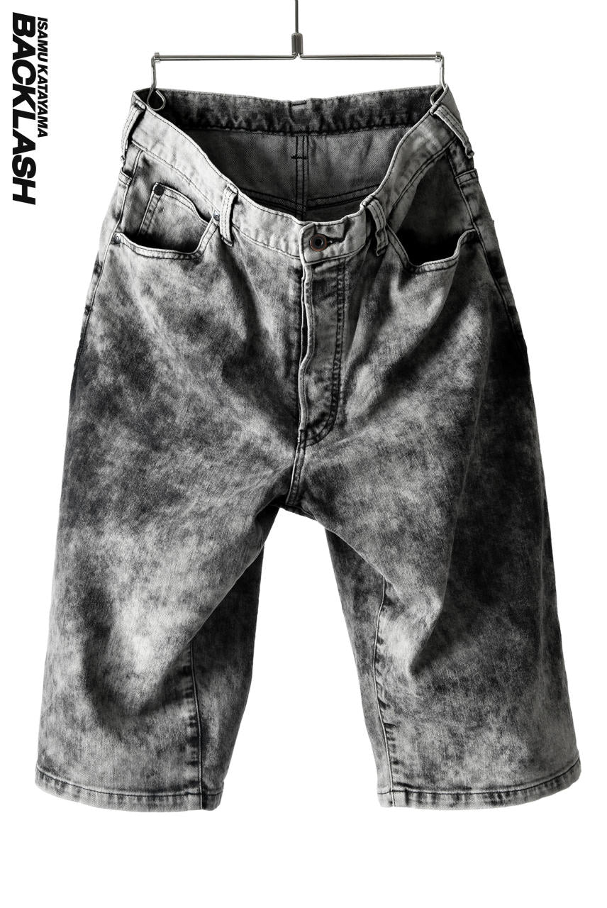 ISAMU KATAYAMA BACKLASH CLOUD PROCESSING DENIM SHORTS (BLACK)