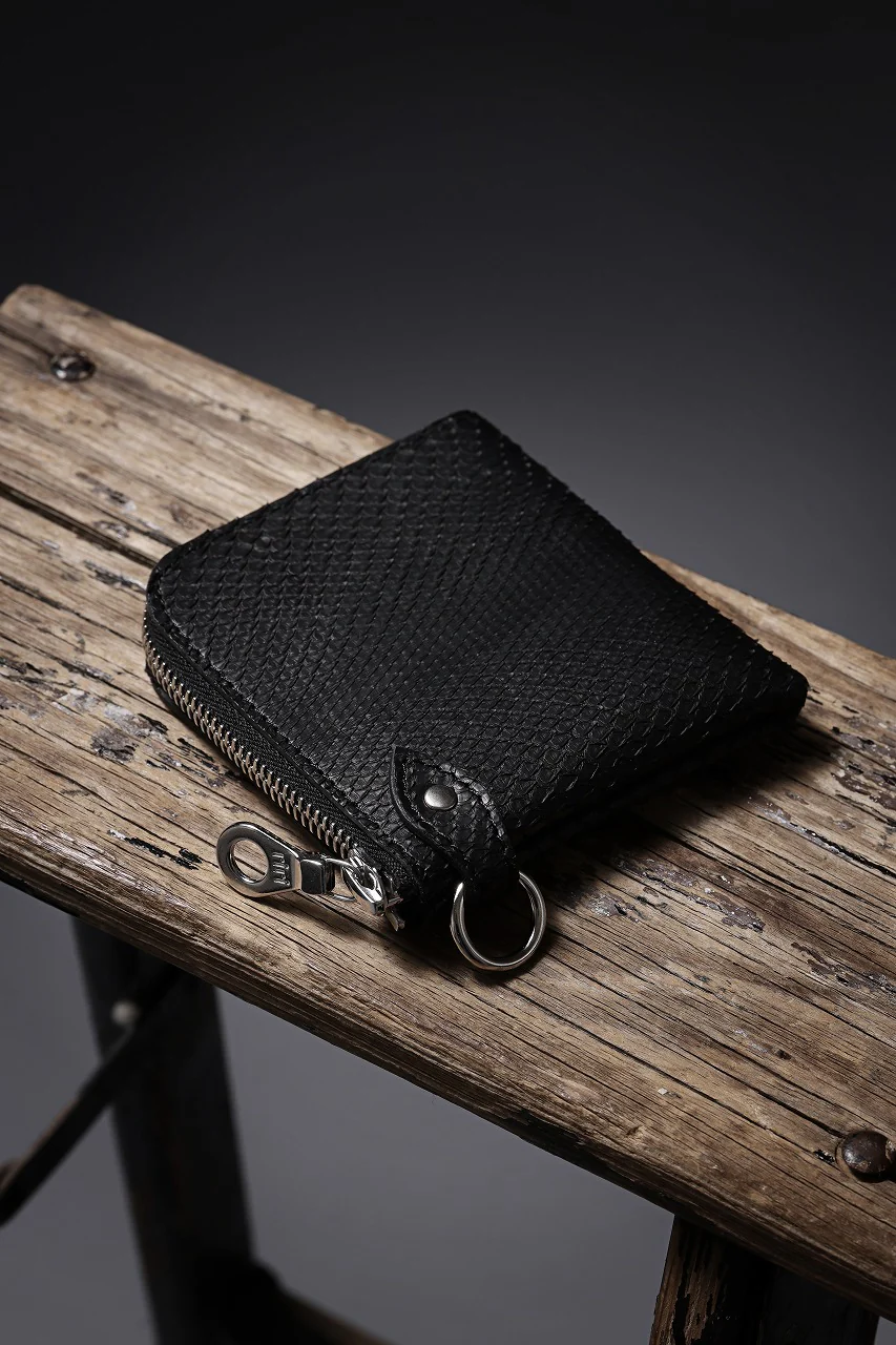 ISAMU KATAYAMA BACKLASH COIN PURSE / PYTHON LEATHER (BLACK) - Image 20