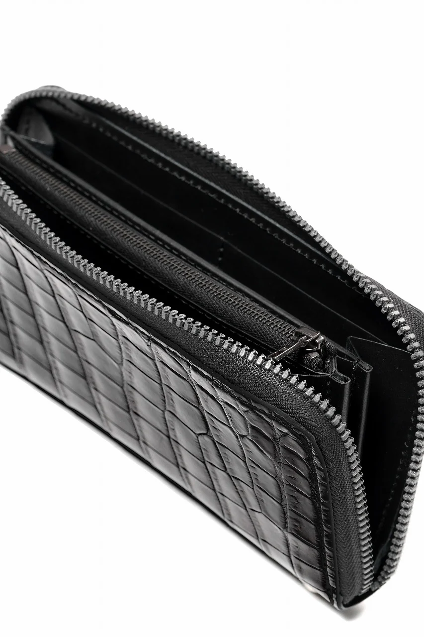 ISAMU KATAYAMA BACKLASH CROCODILE ROUND FASTNER WALLET (BLACK) - Image 14