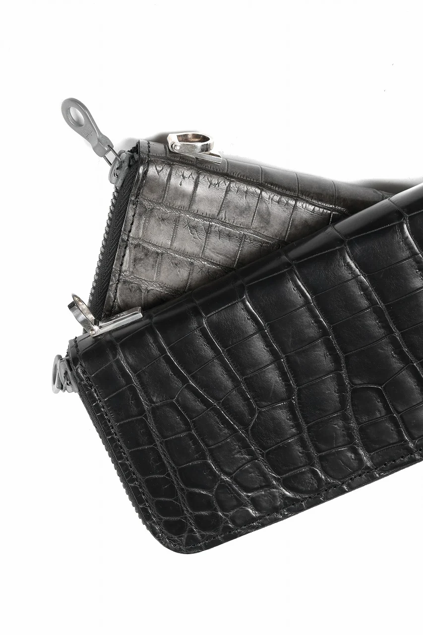 ISAMU KATAYAMA BACKLASH CROCODILE ROUND FASTNER WALLET (BLACK) - Image 18